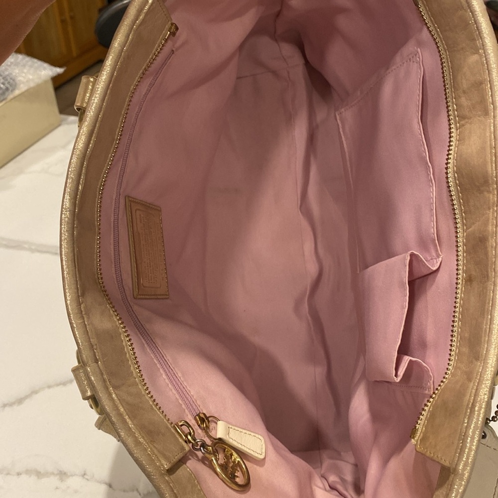 Coach Poppy Tote Bag - Picture 14 of 16
